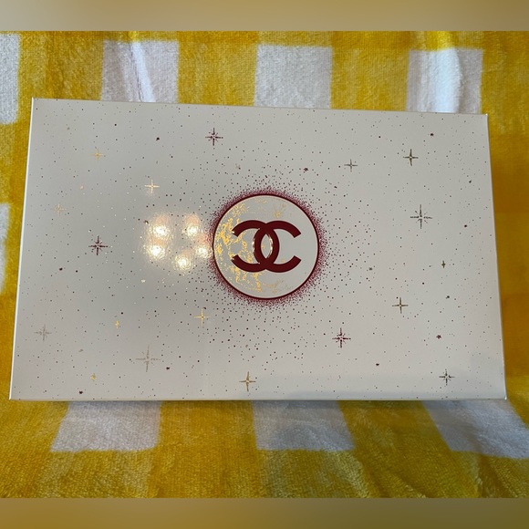 Authentic Chanel 2022 Edition Go To Extremes Mascara set - Picture 2 of 10